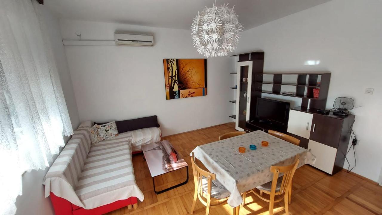 Apartman Sabadin Нивице Екстериор снимка